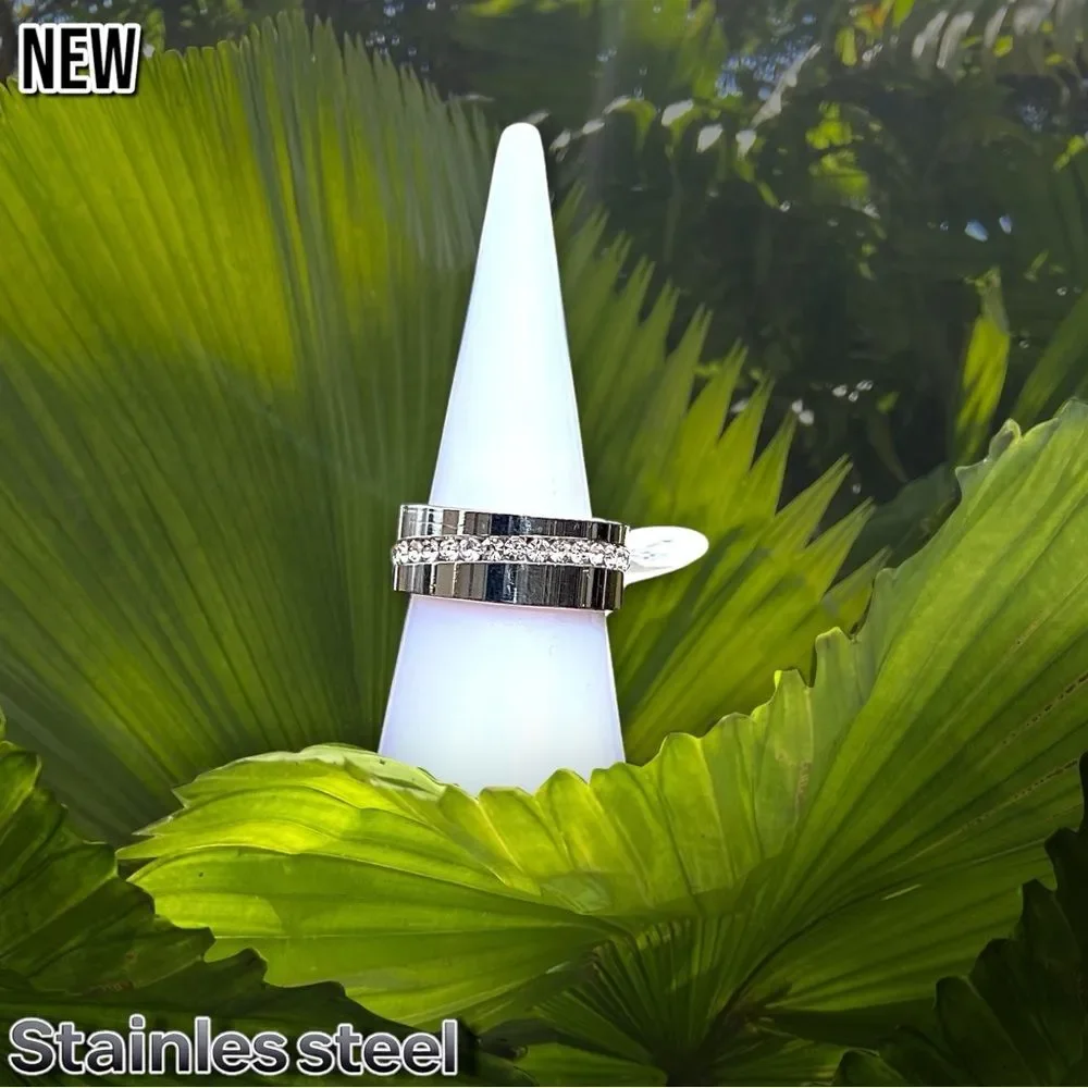 New Stainless Steel 316L Ring w/ Row of AAA Crystal Wedding Ring Jewelry
